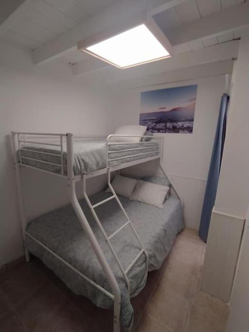 Famara, Apto. En Zona Tranquila A 200M Del Mar. Lejlighed Eksteriør billede